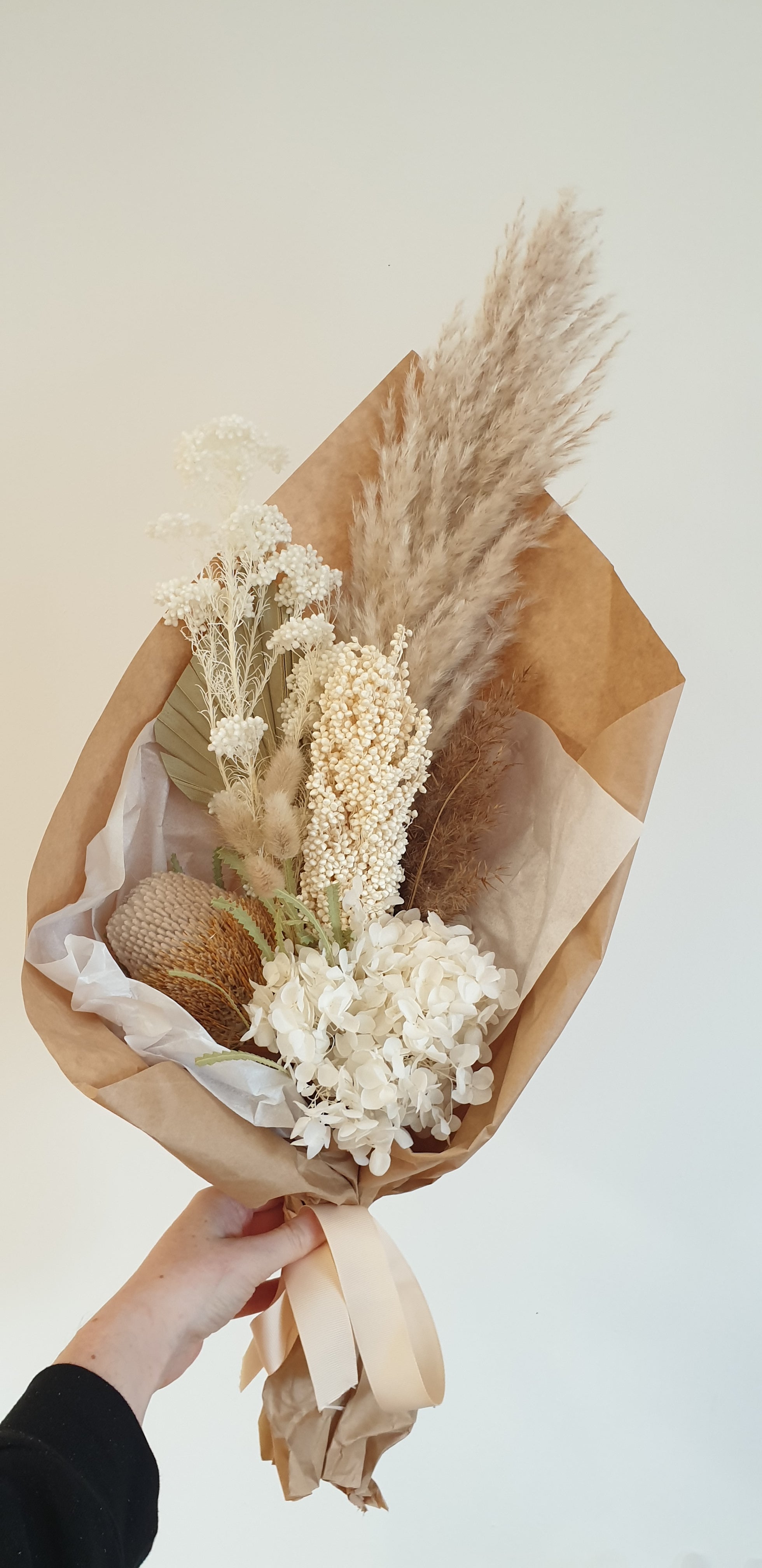 Dried Floral Arrangements – Hartco. Home & Body