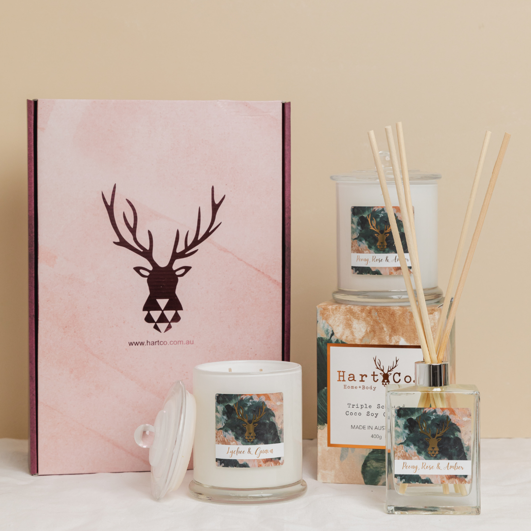 Gift Box: 2 Large Candles & Reed Diffuser